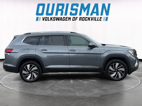 Used 2025 Volkswagen Atlas SEL AWD/4WD image 7
