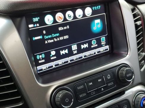 Used 2018 Chevrolet Suburban Premier image 16