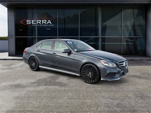 Used 2014 Mercedes-Benz E 350 4MATIC Sedan image 7