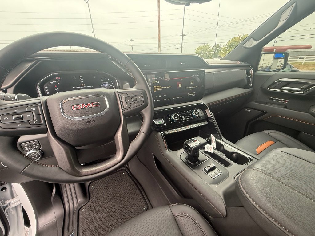 Used 2026 GMC Sierra 1500 AT4 w/ AT4 Premium Package AWD/4WD image 8