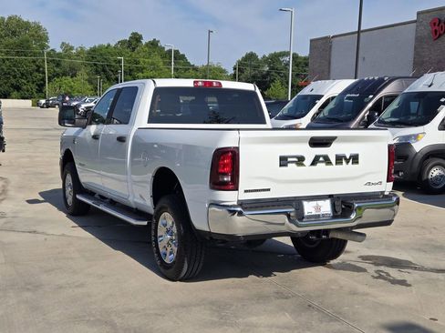 Used 2025 RAM 2500 Big Horn AWD/4WD image 4