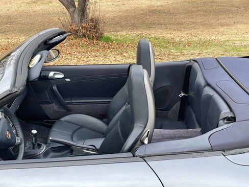 Used 2006 Porsche 911 Carrera image 24