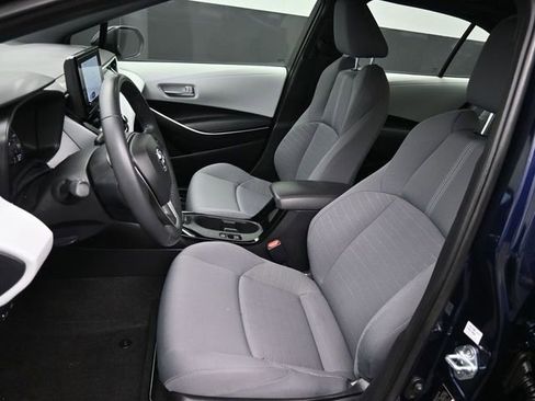 Used 2025 Toyota Corolla SE FWD image 17