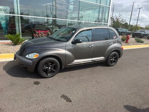 Used 2002 Chrysler PT Cruiser Limited FWD image 21