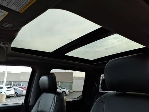 Used 2020 Ford F150 Lariat w/ Equipment Group 502A Luxury image 14