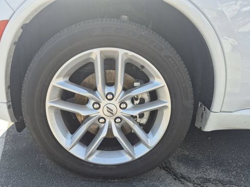 Used 2025 Dodge Durango GT AWD/4WD image 7