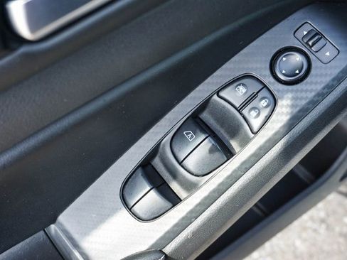 Used 2024 Nissan Altima 2.5 SV image 11