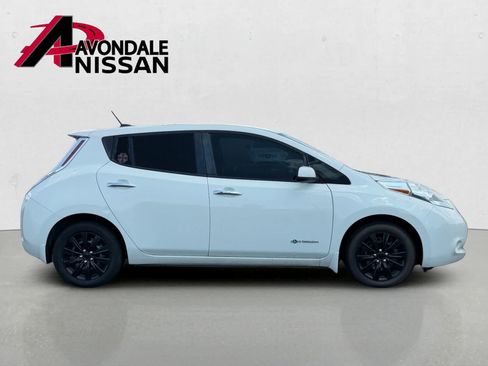Certified 2017 Nissan Leaf S w/ Charge Package FWD image 2