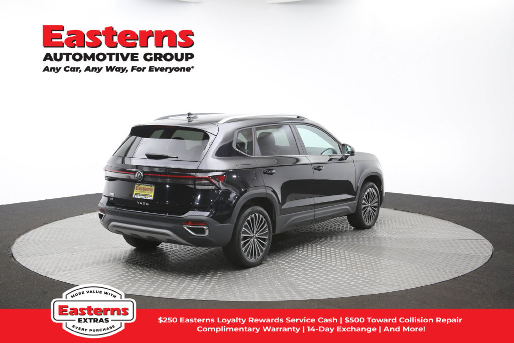 Used 2025 Volkswagen Taos SE FWD image 40