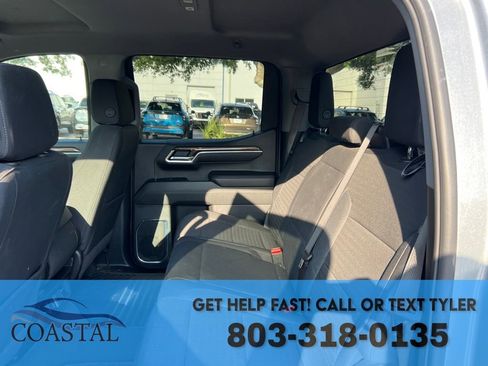 Used 2025 Chevrolet Silverado 1500 LT RWD image 14