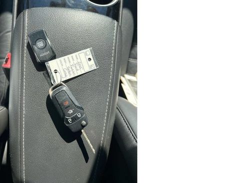 Used 2015 Ford Fusion SE w/ Equipment Group 202A FWD image 23