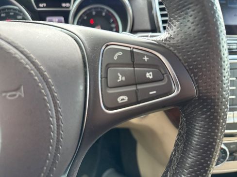 Used 2019 Mercedes-Benz GLS 450 4MATIC image 14