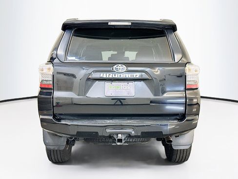 Used 2024 Toyota 4Runner SR5 Premium image 7