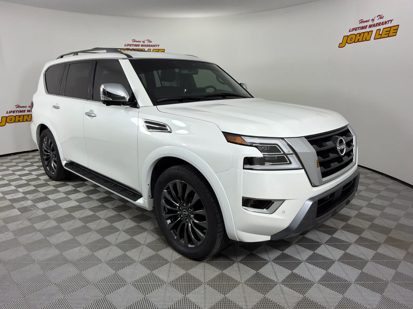 Certified 2024 Nissan Armada Platinum w/ Captain's Chairs Package RWD image 8