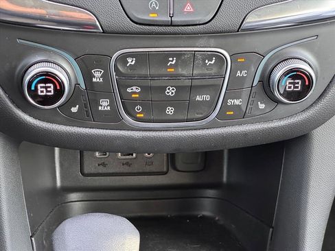 Used 2024 Chevrolet Equinox LT w/ LPO, Floor Liner Package image 24