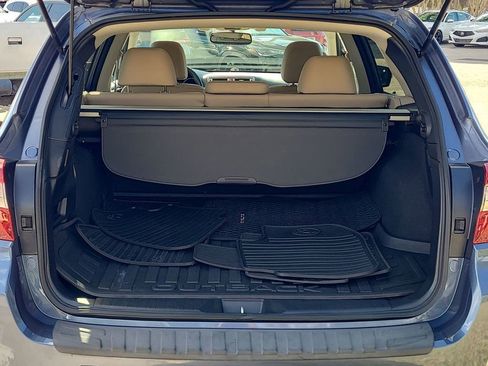 Used 2016 Subaru Outback 3.6R Limited image 19