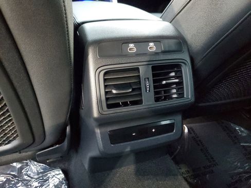 Used 2025 Audi Q5 Premium w/ Convenience Package image 13