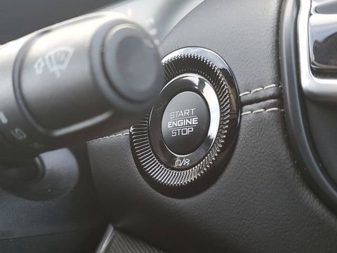 Certified 2024 Jeep Compass Limited w/ High Altitude Package image 21