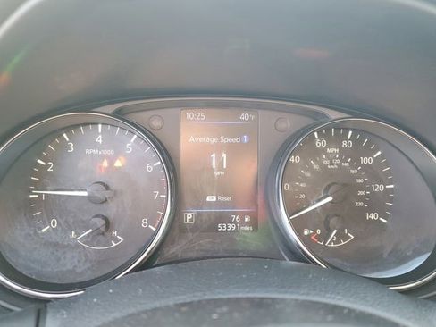 Used 2019 Nissan Rogue SV image 15