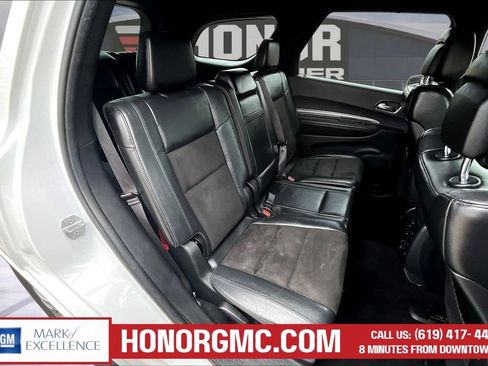 Used 2019 Dodge Durango GT RWD image 25