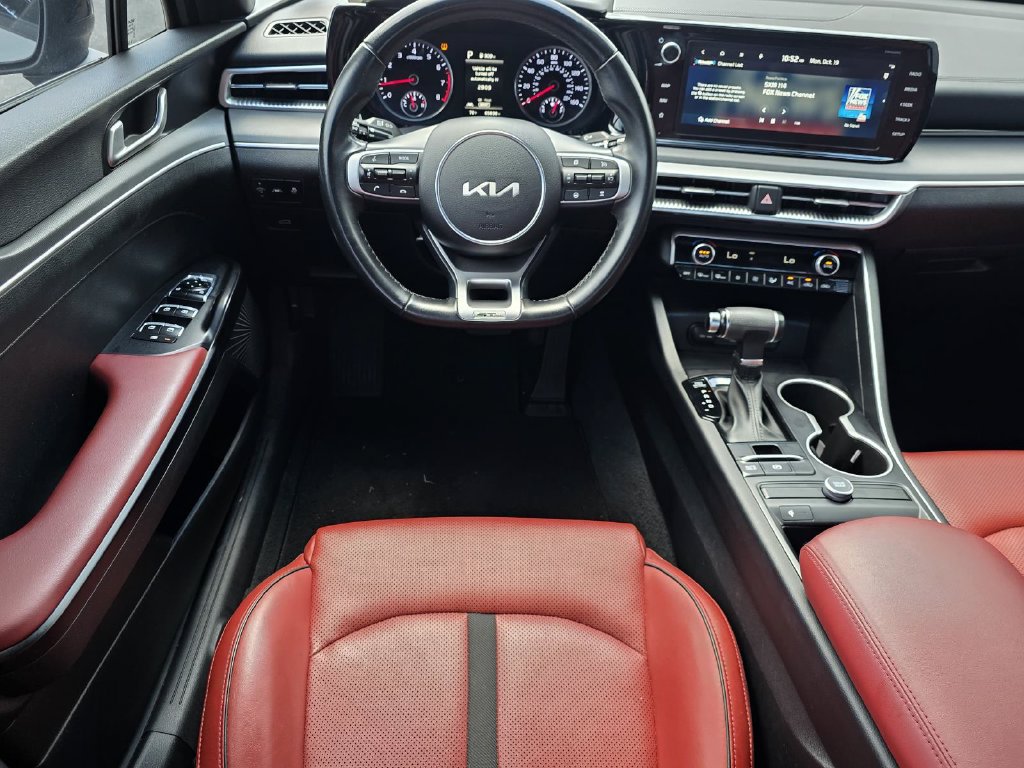Used 2023 Kia K5 GT-Line w/ GT-Line Premium Package FWD image 8