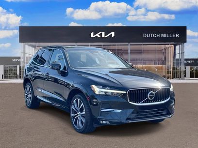 Used 2022 Volvo XC60 B5 Momentum w/ Climate Package