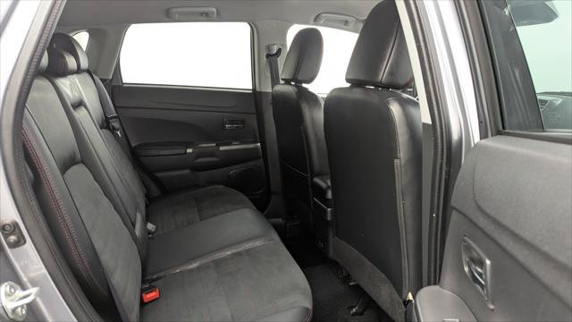 Used 2025 Mitsubishi Outlander Sport SE AWD/4WD image 19