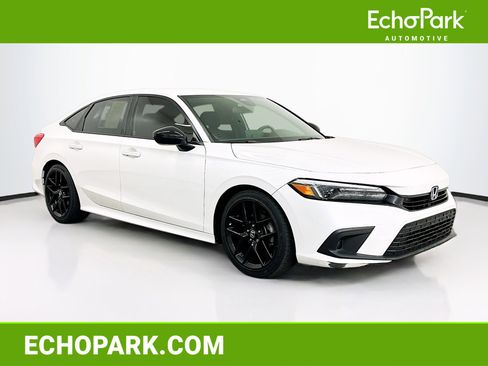 Used 2024 Honda Civic Sport image 1