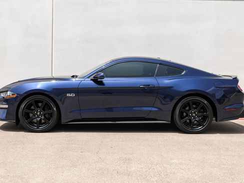 Used 2019 Ford Mustang GT Premium w/ Equipment Group 401A RWD image 11