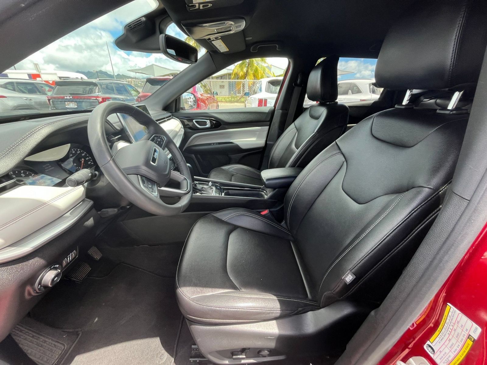 Used 2025 Jeep Compass Limited AWD/4WD image 21