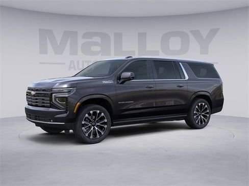 New 2025 Chevrolet Suburban High Country image 8