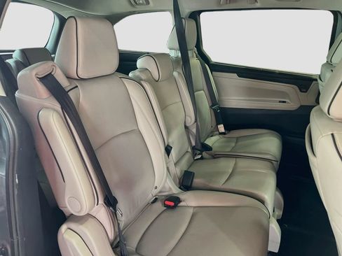 Used 2025 Honda Odyssey Touring image 31