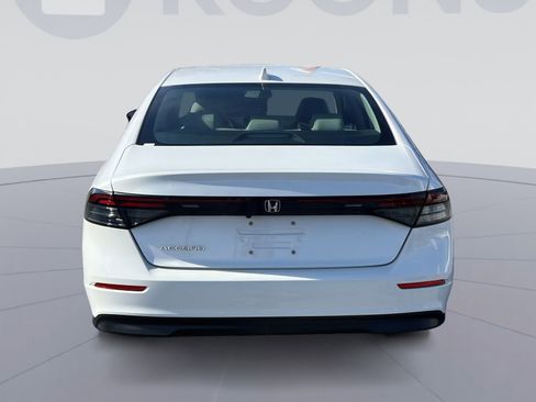 Used 2023 Honda Accord LX image 5