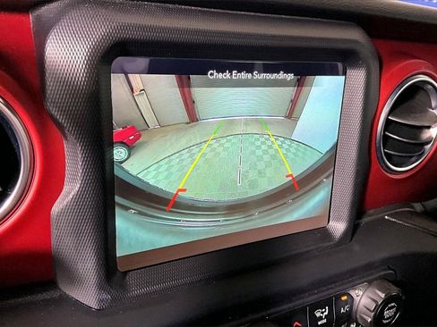 Used 2019 Jeep Wrangler Rubicon image 17