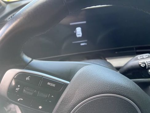 Used 2023 Kia Sportage X-Line w/ X-Line Premium Package AWD/4WD image 16