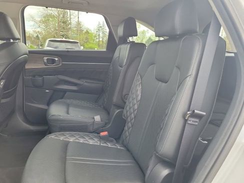 Used 2023 Kia Sorento SX Prestige AWD/4WD image 15