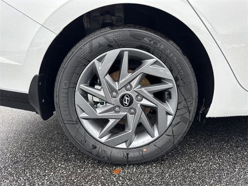 New 2026 Hyundai Elantra Blue image 17