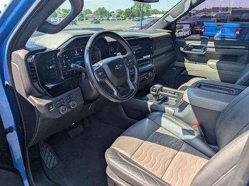Used 2022 Chevrolet Silverado 1500 ZR2 AWD/4WD image 13
