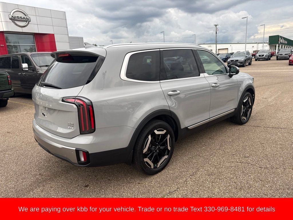 Used 2025 Kia Telluride EX AWD/4WD image 8