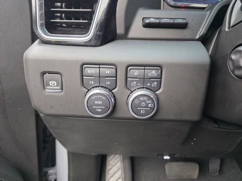 Used 2025 GMC Sierra 1500 Denali Ultimate AWD/4WD image 27