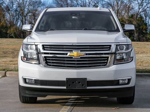 Used 2019 Chevrolet Suburban Premier image 10