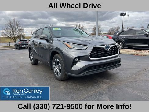 Used 2024 Toyota Highlander XLE image 5
