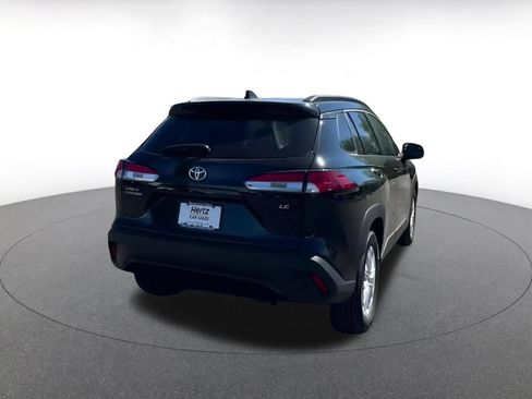 Used 2025 Toyota Corolla Cross LE image 14
