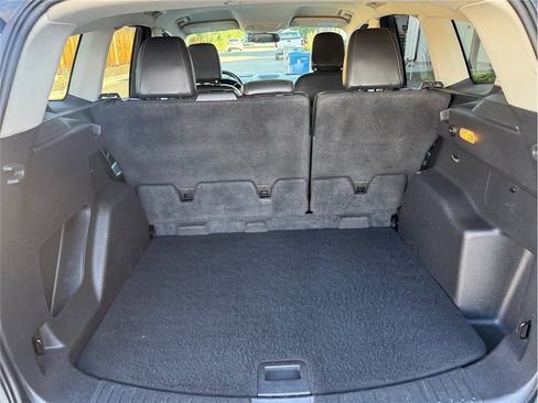 Used 2019 Ford Escape SEL AWD/4WD image 40