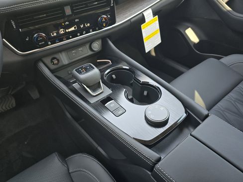 New 2026 Nissan Rogue Platinum AWD/4WD image 15