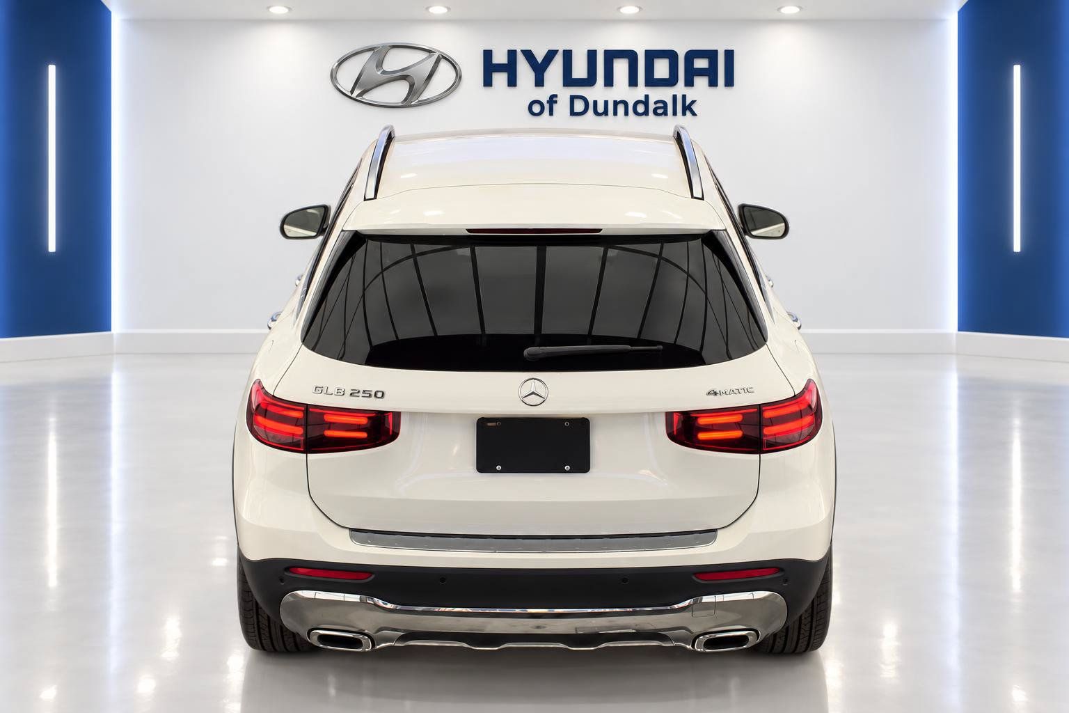 Used 2024 Mercedes-Benz GLB 250 4MATIC image 6