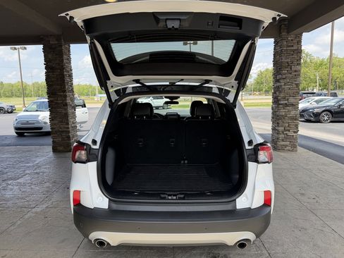 Used 2022 Ford Escape SEL image 33
