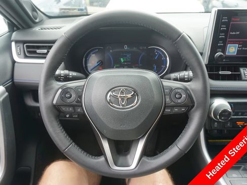 Used 2020 Toyota RAV4 XSE AWD/4WD image 3