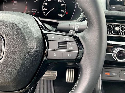 Certified 2025 Honda Civic Sport image 12