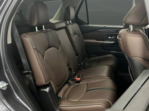 Used 2023 Honda Pilot Elite image 25